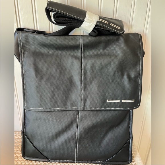 4 Bag Bundle - Picture 4 of 5